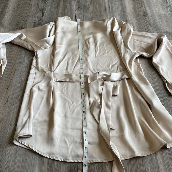 NWOT Dazy Long Sleeved Champagne Satin Blouse With Tie Waist Size Large - Picture 6 of 7